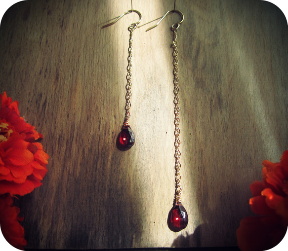 Mozambique Garnet Chain Link Pierce. 第5張的照片