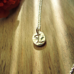 Initial Charm Necklace. 1枚目の画像