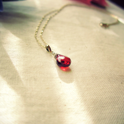 K10 M.Garnet Charm Pendant. 第2張的照片