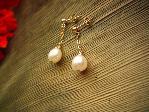 14K GF & Teardrop Pearl Pierce. 第2張的照片