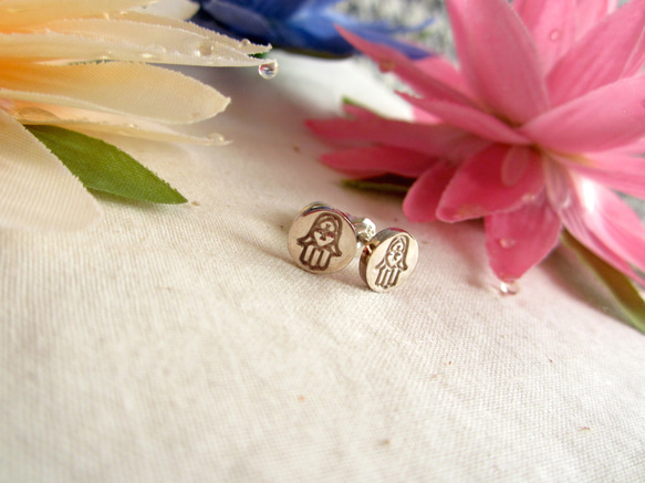 "Silver Studs Pierce" ~ Hamsa ~【m】 2枚目の画像