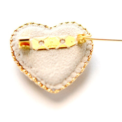 貴婦人のハート　手刺繡のブローチ　フランス製のスパンコール　パール　ビジュー　ゴールド 8枚目の画像