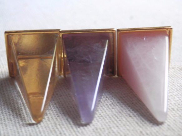 水晶　ピラミッドポイントペンダント　チェーン付　ペンデュラム 5枚目の画像