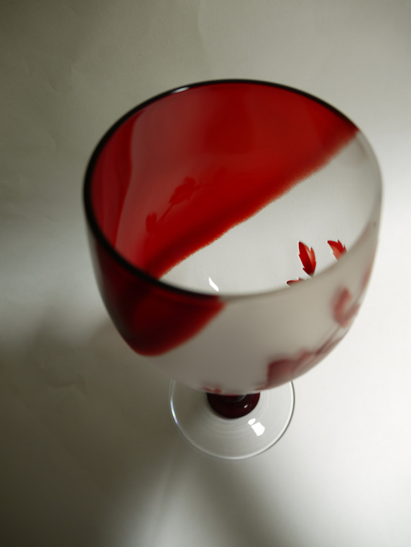 ワイングラス（ｶﾞｰﾃﾞﾝﾛｰｽﾞ） 4枚目の画像