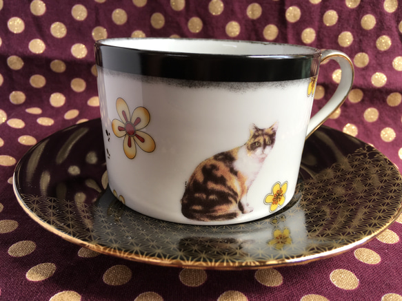 昭和レトロ猫のカップ&ソーサー(キジ猫) 1枚目の画像