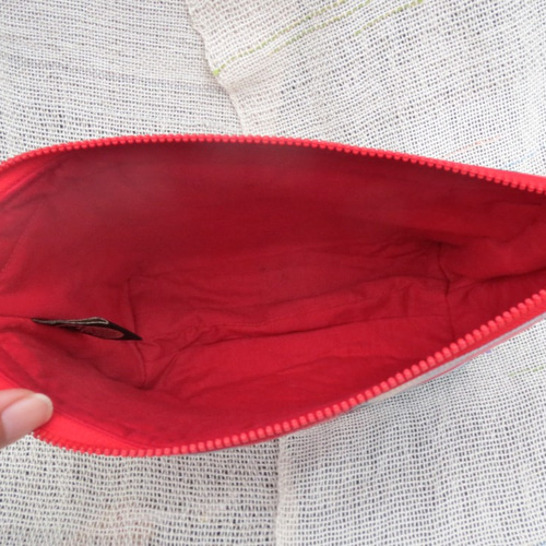 White Butterfly- ビンテージ銘仙着物リメイク ちょうちょ柄ポーチ