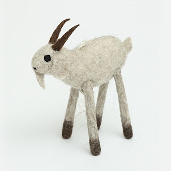 ハンドメイドフェルトのマスコット あしながヤギ 羊毛フェルト Heart
