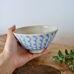 飯碗 水色 縦クルクル スリップウェア ホワイト＆ライトブルー お茶碗 8枚目の画像