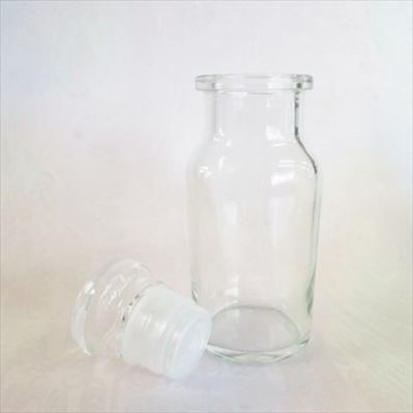 メディシンボトル風ガラス瓶　3本 4枚目の画像