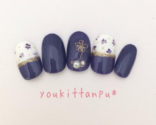 クラシカルネイビーフラワー＊ネイルチップ 短め 韓国 シンプル 花柄