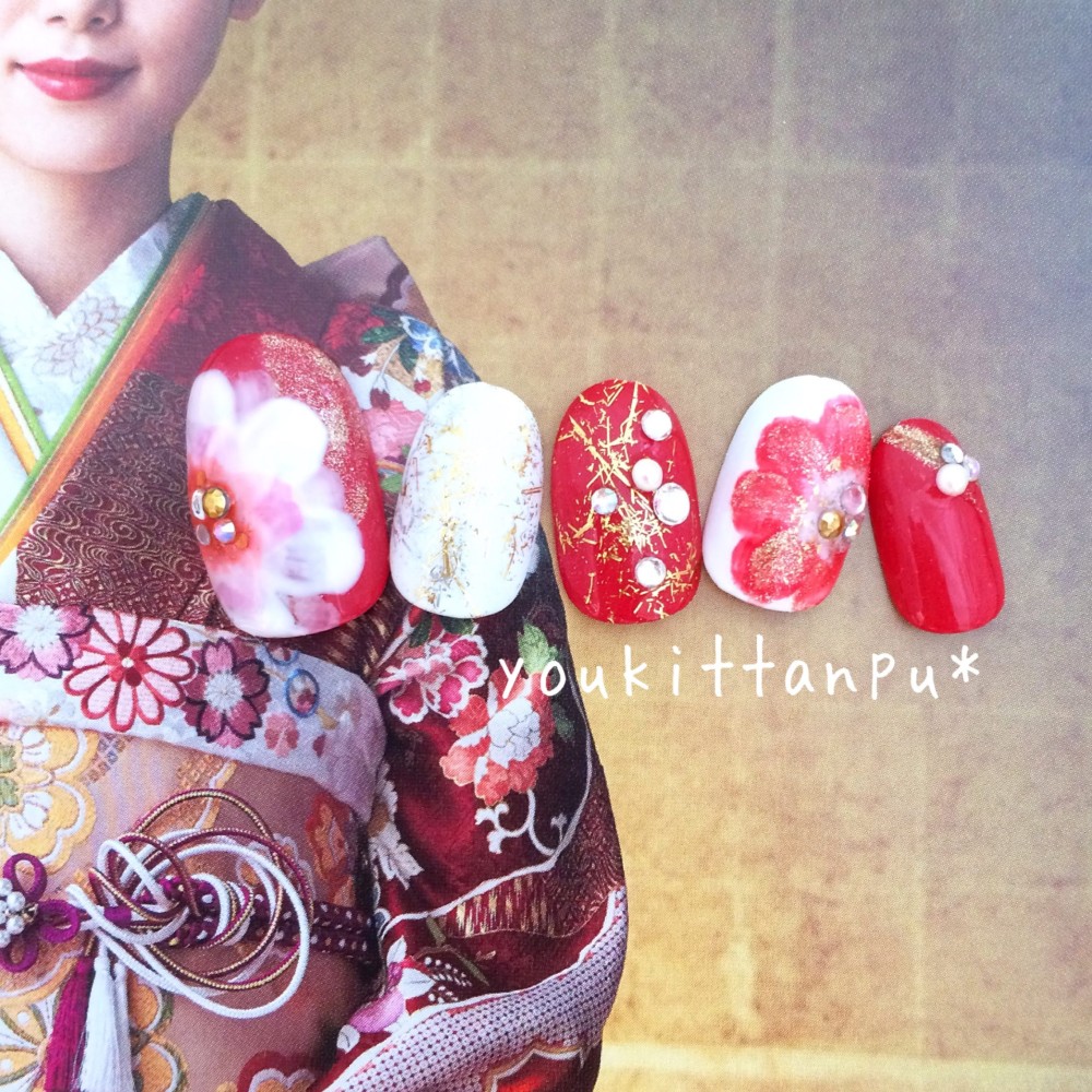 ネイルチップ 華萌＊ブライダル ウェディング 結婚式 卒業式 フォーマル お呼ばれ 上品 可憐 赤 白 紅白 振袖 花柄