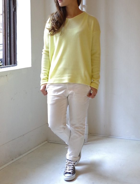 ◆SOLD OUT◆パステルカラーVネックニットトップス（yellow) 2枚目の画像