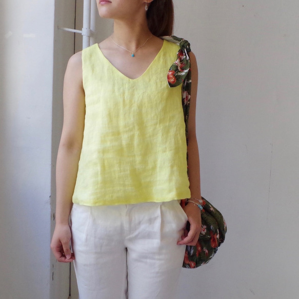 &lt;最後一個&gt;出售50％OFF !!彩色亞麻V領無袖上衣“檸檬黃” 第6張的照片