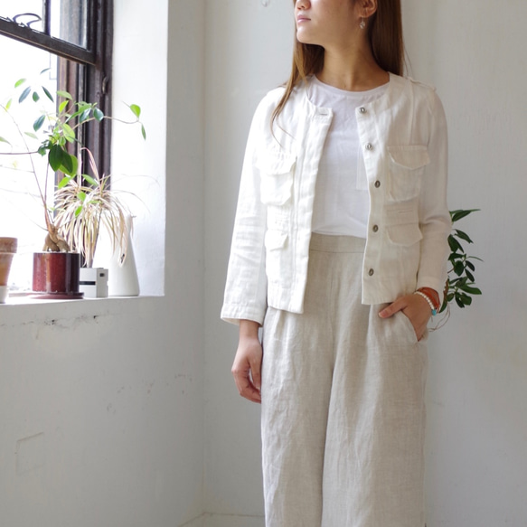 ラスト1点！＜SALE 50% OFF！＞「秋まで着られる♪」シンプルなリネンのショート丈ジャケット "white" 1枚目の画像