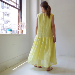 ◆ 售罄 ◆ 亞麻無袖分層長裙“檸檬黃” 第4張的照片