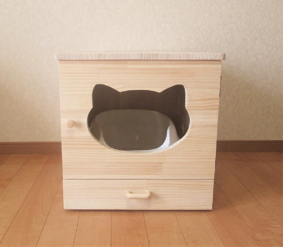 ねこトイレカバー　にゃんこ‘’るんるん‘’トイレハウス（トイレ付） 1枚目の画像