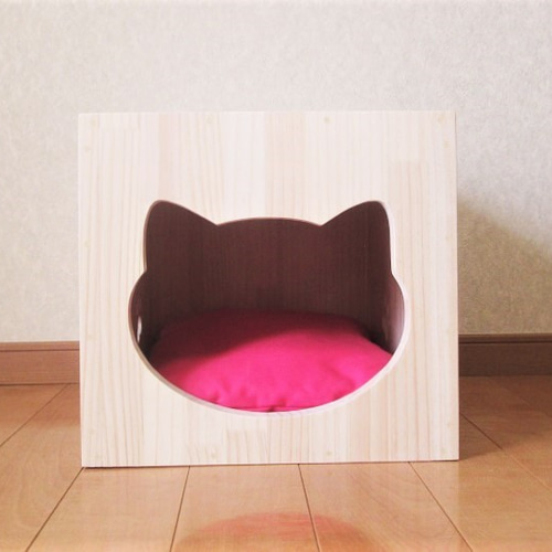 キャットハウス 木製 にゃんこ ”ぷぎゃっと” ハウス・ラージサイズ