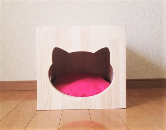 キャットハウス 木製 にゃんこ ”ぷぎゃっと” ハウス・ラージサイズ