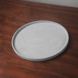 大圓盤 | 圓形水泥置物盤 接水盤 燭台 名片盤 隔熱墊 小物收納 第3張的照片