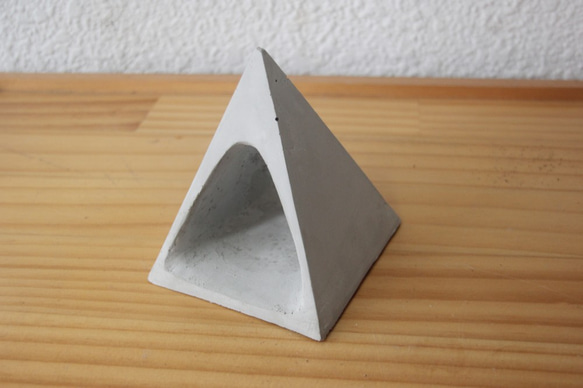 テント | セメント幾何学燭台空のフェニックス棚 (小さなキャンドル付き) 5枚目の画像