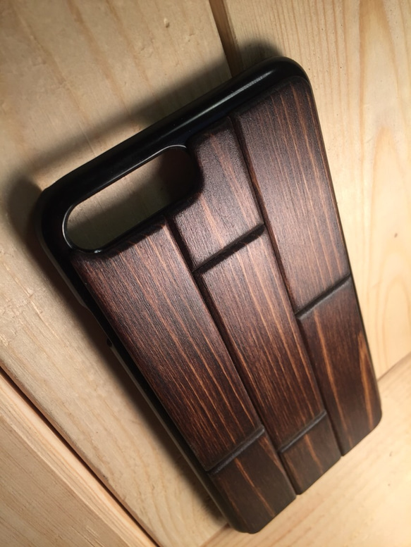 【再販】7/7Plus iphoneケース・アンティークウッド (天然木) 2枚目の画像