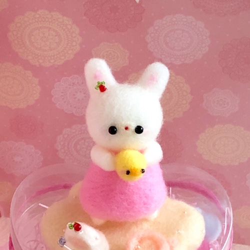 雲の上で、うさぎさんティータイム、ヒヨコくんも一緒 羊毛フェルト 