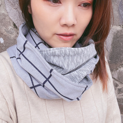 Checked Knitted Double Side Scarf 1枚目の画像