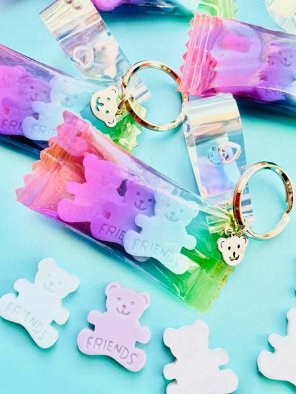 Triple Bear's Tablet Candy Rainbow color packaged charm 3枚目の画像