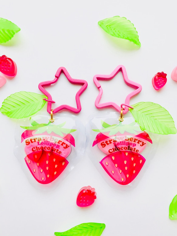【Creema限定 早割価格】Strawberry lollipop chocolate (金具:ローズピンク) 1枚目の画像