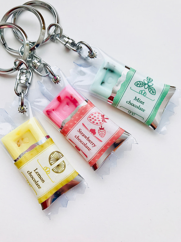 新品★あんスタ★チョコ型オリジナルホルダー★ストロベリーチョコ 新品☆あんスタ☆チョコ型オリジナルホルダー☆ストロベリーチョコ