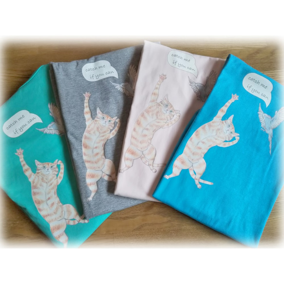 【ウクライナ支援】売上寄付　50％～30％OFF 猫と鳥のオーバーサイズTシャツ 1枚目の画像