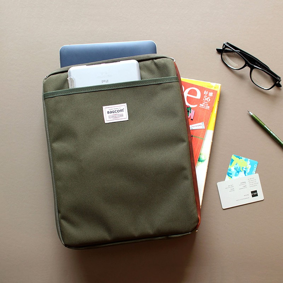 BAGCOM All purpose pockets bag(13.5'' Laptop OK)-Army★443-51 1枚目の画像