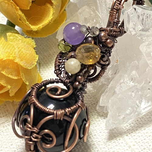 ワイヤーアクセサリー】モリオン（黒水晶）のスフィアペンダント