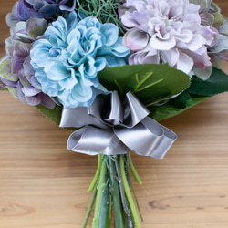 【送料無料】期間限定価格！エアプランツと紫陽花のブーケ（ブートニア付） 4枚目の画像