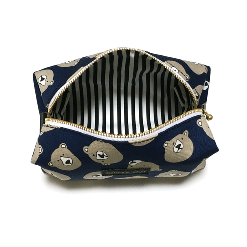 世界に1つだけ　顔無し　茶色　熊ちゃんポーチ 熊本県 阿蘇 道の駅阿蘇 くまモンのちりめん顔型ポーチ（驚き