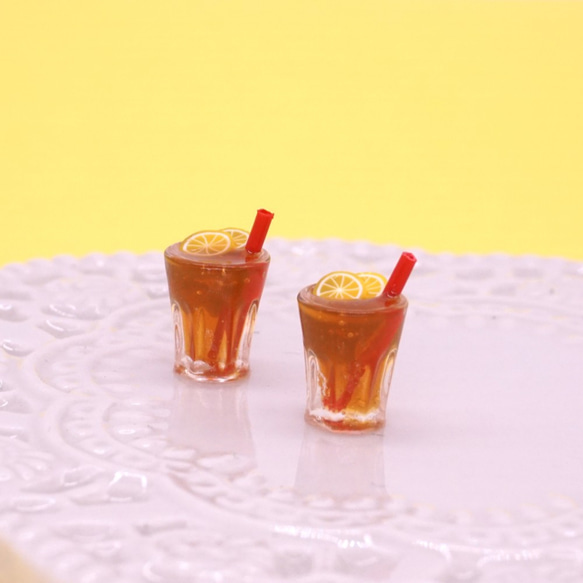 遊び心のあるデザイン香港スタイルの冷凍レモンティーピアス 2枚目の画像