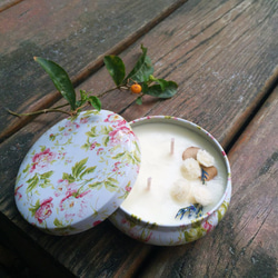 <<克莉絲玫瑰>>大豆香氛蠟燭-梔子花園(花香調)  居家香氛系列 第2張的照片