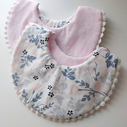 lehtiä　 pink bib スタイ 2枚目の画像