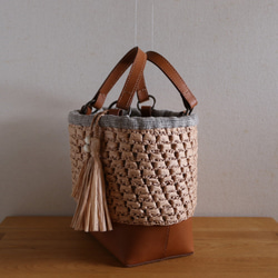籃子包款式針織皮革和馬尼拉麻 第3張的照片