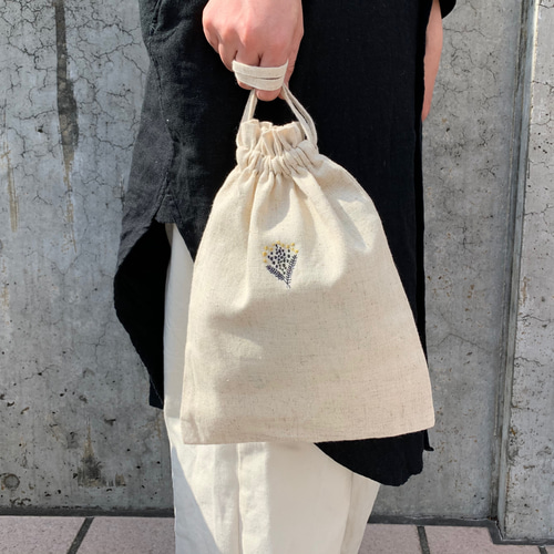 特価ブランド エンダースキーマ 刺繍入り巾着袋 ベージュ とばす 財布・ケース・小物入れ