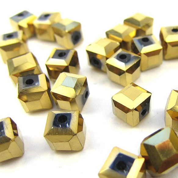 キューブクリスタルガラスビーズ 6mm【Gold】 25個 2枚目の画像