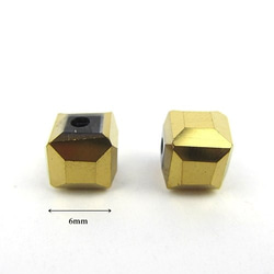 キューブクリスタルガラスビーズ 6mm【Gold】 25個 3枚目の画像