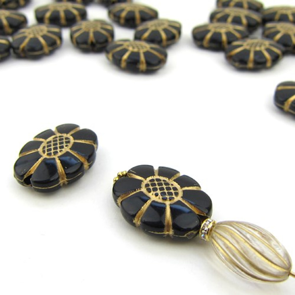 アンティークデザイン Black Acrylic Beads 【Gold flower】20個 4枚目の画像