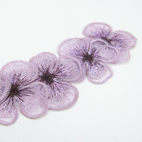 フラワー刺繡パーツ (Lilac/ライラック) ４個セット 4枚目の画像