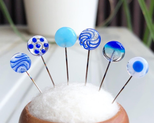 ガラスのまち針　あじさい　青い鳥＆ひよこ ガラス まち針の通販 | iichi 日々の暮らしを心地よくする