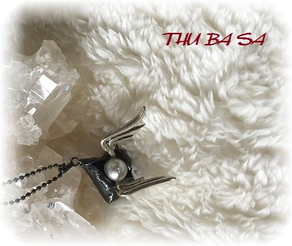 生まれる　ツバサ　シルバーペンダント