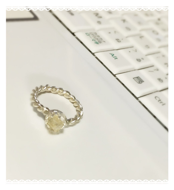 ゴールデン ラブラドライトの指輪  クラウン石枠のシルバーリング☆silver950☆ 4枚目の画像