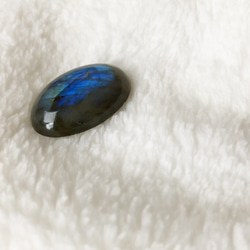 再販！！宇宙な天然石☆大きめラブラドライトのルース　ヘアゴム　 5枚目の画像