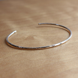 沖縄手作銀細工　琉　平打ちバングル　一点物 沖縄手作銀細工琉平打ちバングル一点物