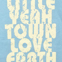 LOVE EARTH ライトブルー Tシャツ 2枚目の画像